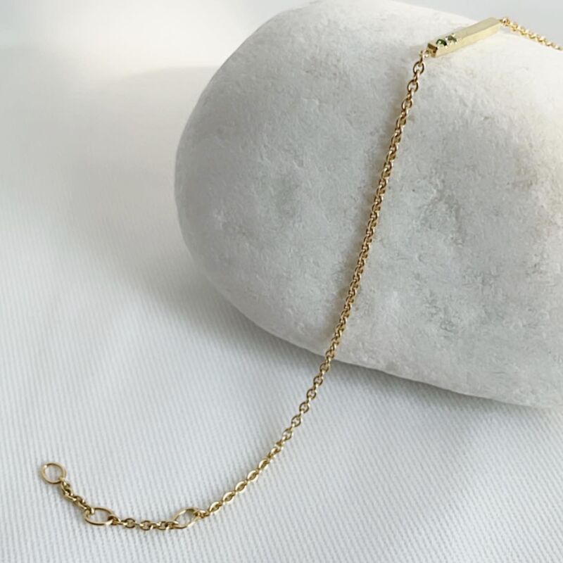 Solid 14K gold Bracelet with tiny bar holding your birthstones | Nimzu