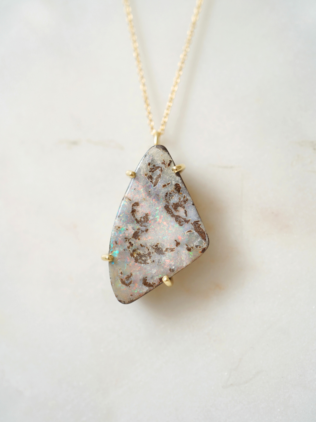 Boulder opal earth 1