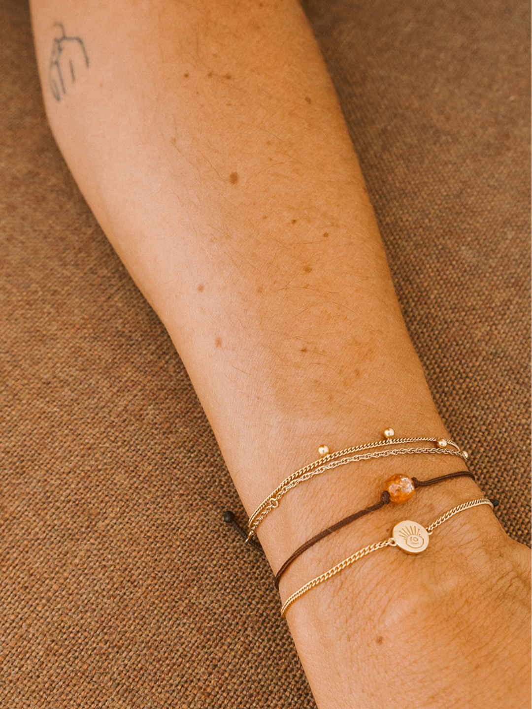 Sunstone suzu allesiseral bracelet